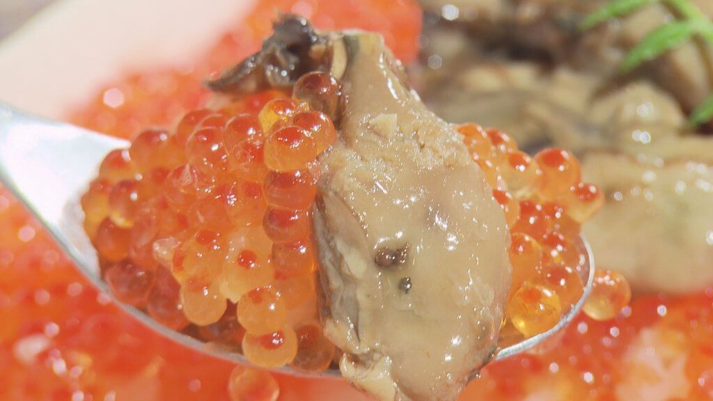 広島牡蠣の山椒煮とぜいたくご飯 2,420円 ※限定10食