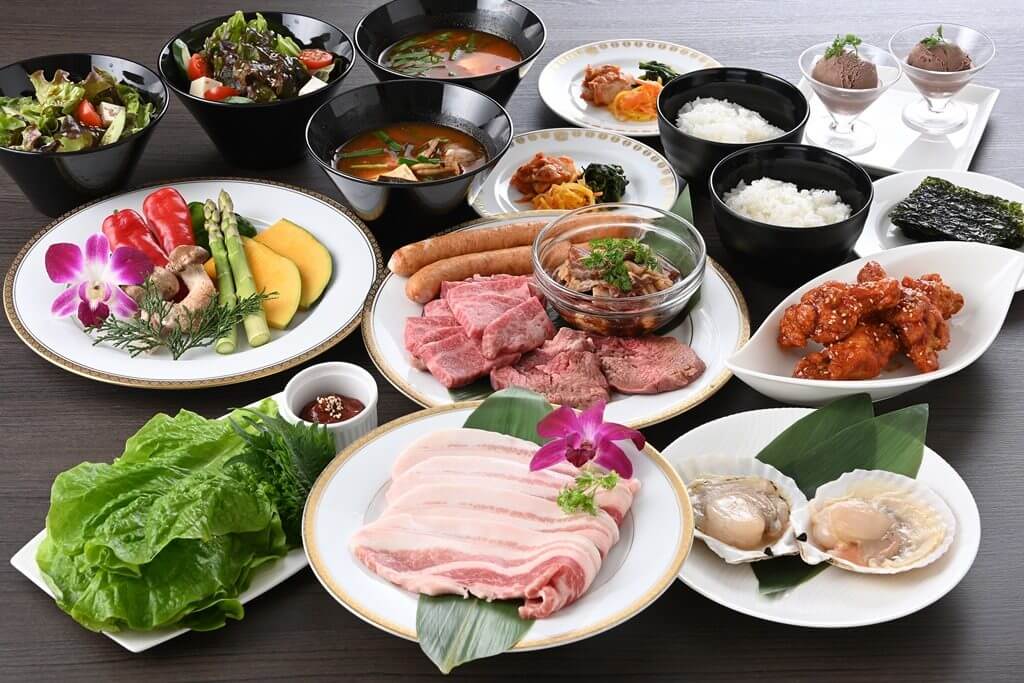 【4種のお肉と韓国グルメ】Standard Set１名さま￥8,000　（3日前までの予約制）
