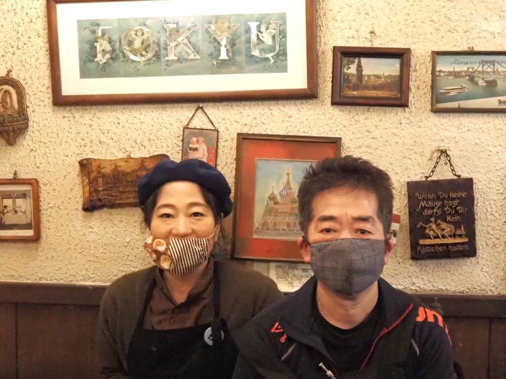 写真右・店主：太田博也さん　左・妹：太田記子（のりこ）さん