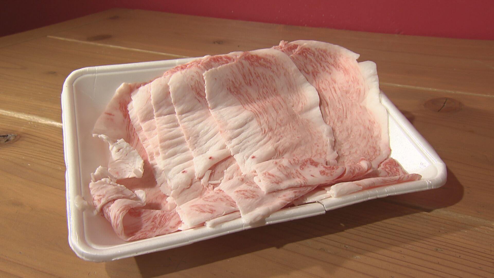広島県民が愛するご当地グルメ「コウネ」がお肉のドレスに！「旬菜和洋Koharu亭」のコウネ肉たくドレス丼