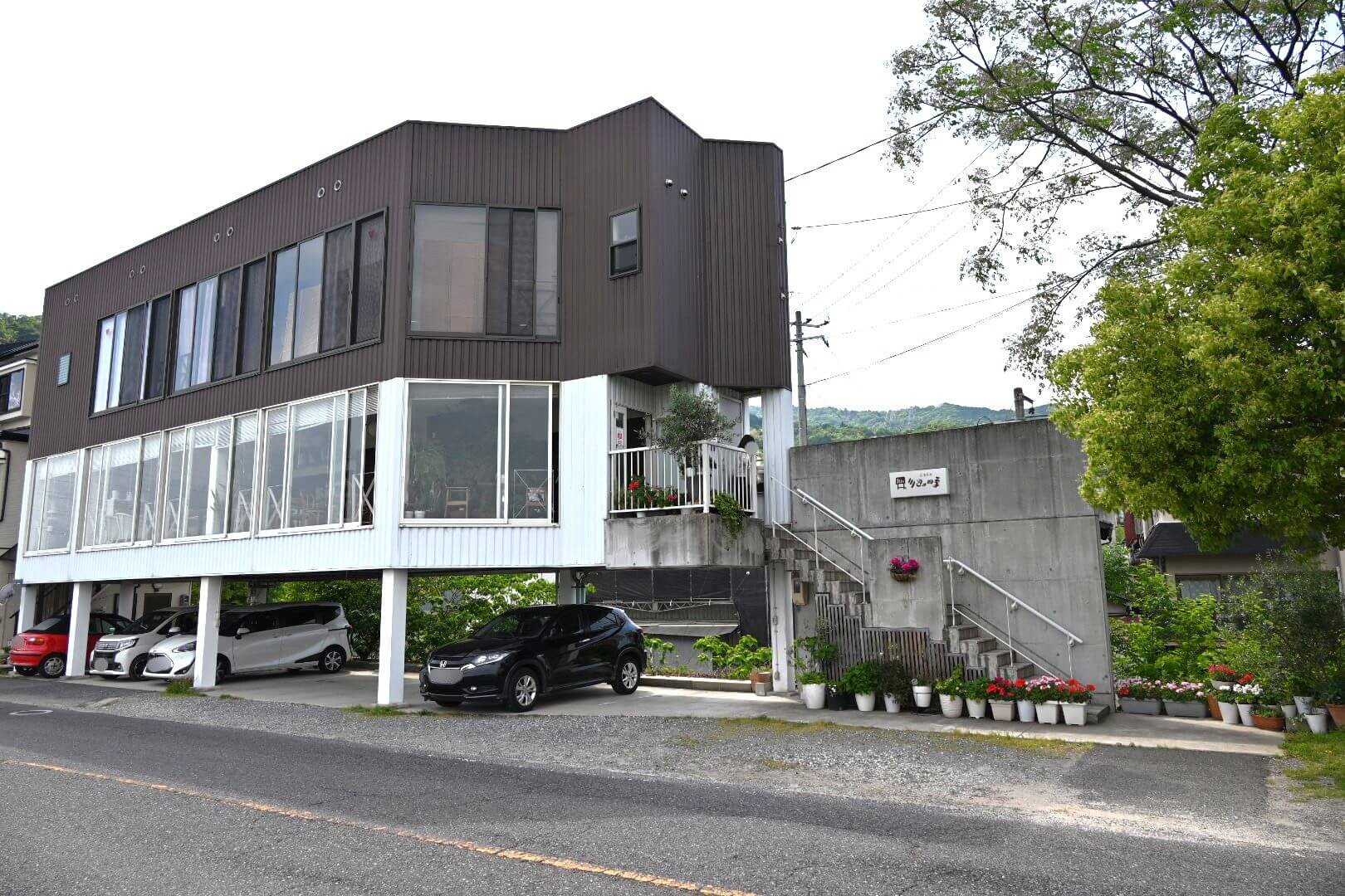 川辺の四季