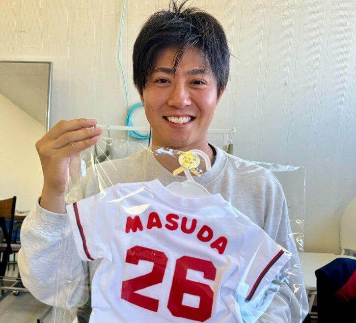 益田武尚の1年間を振り返る。~黒原と男2人でNARUTO鑑賞会、内田は能力者、実家に帰ったらウサギがいた~