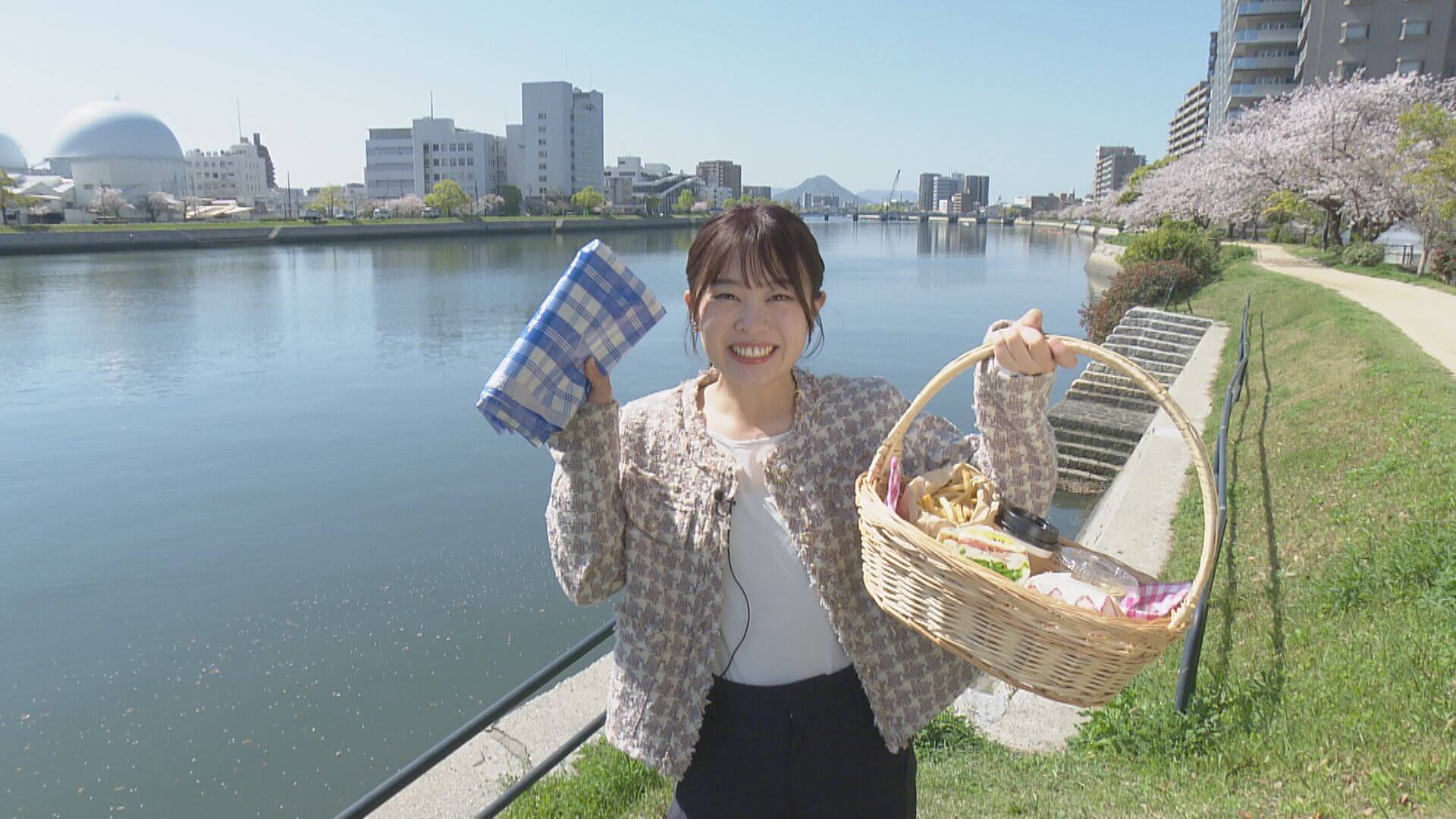 おでかけ日和には、「cafe TRAINNO sandwich」のピクニックセットでのんびり簡単ピクニックを楽しんで