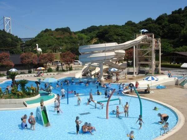 因島アメニティプール