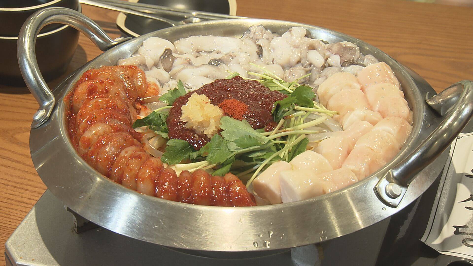 広島市中区「サウィ食堂」のスタミナ満点海鮮鍋で残暑を乗り切るパワーチャージ！